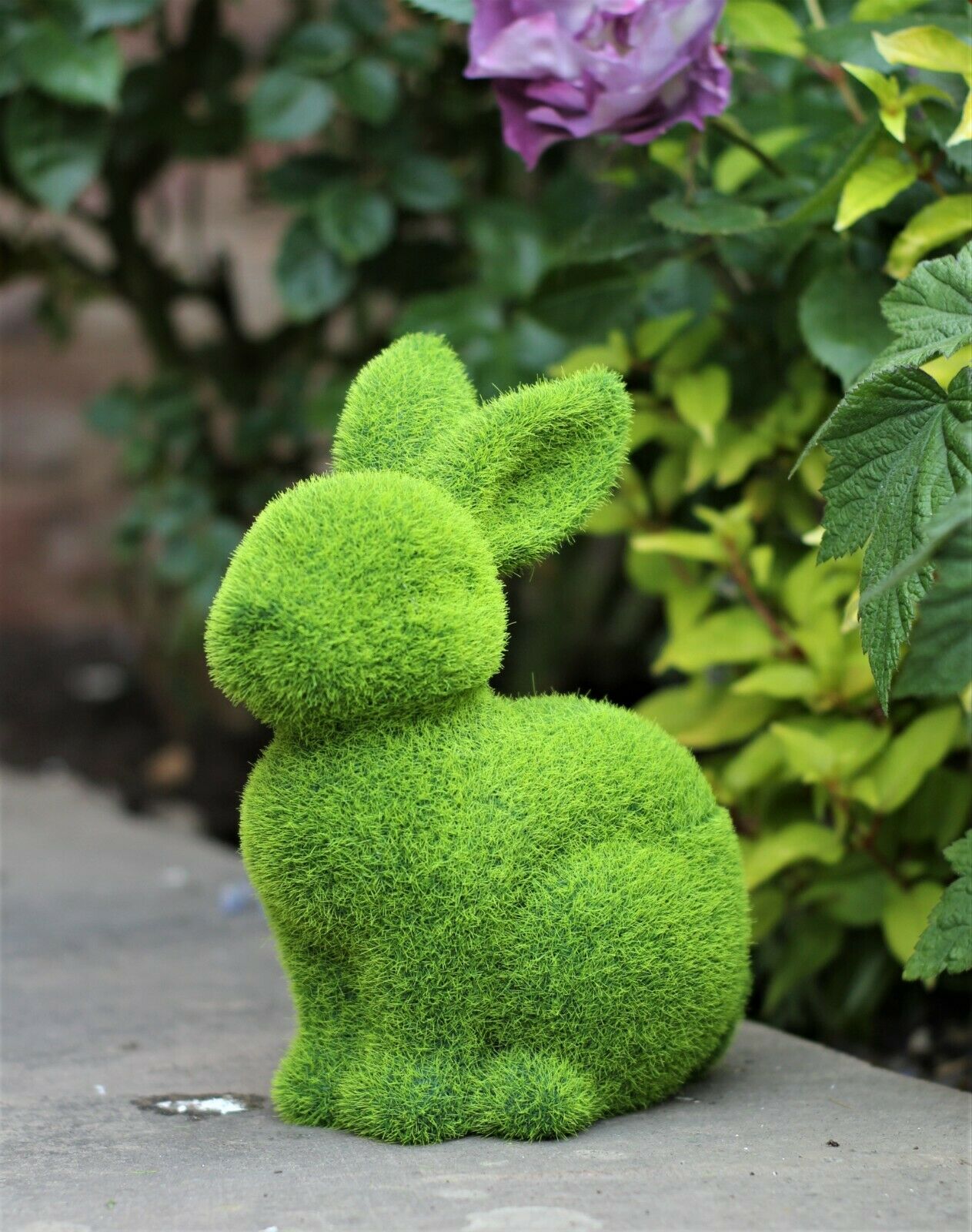 Green Grass Effect Bunny Garden Ornament - Image 3