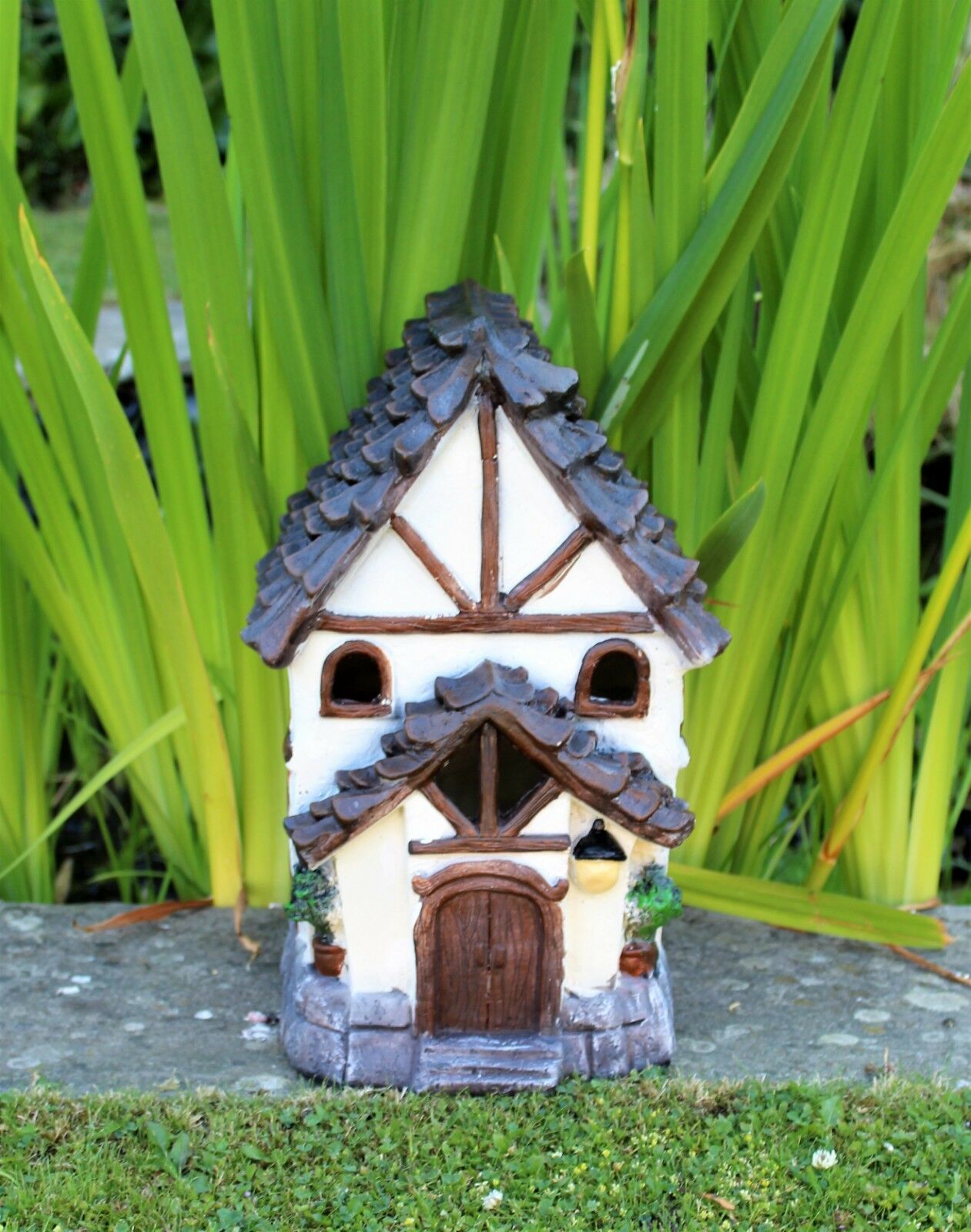 Large Solar Powered Fairy House - Tudor Style - Image 7