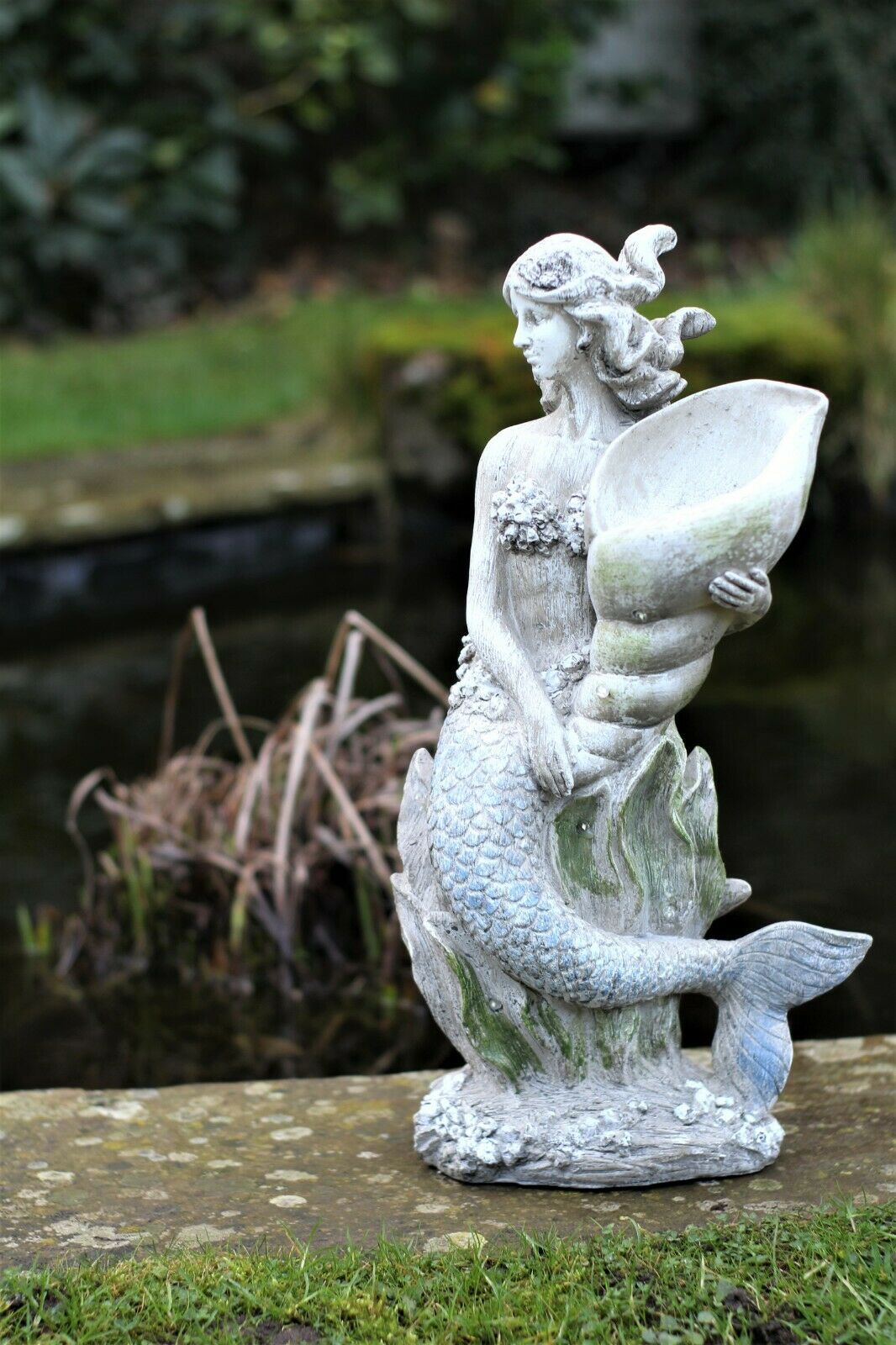 Solar Powered Fairy Mermaid Stone Effect Statue - Image 10