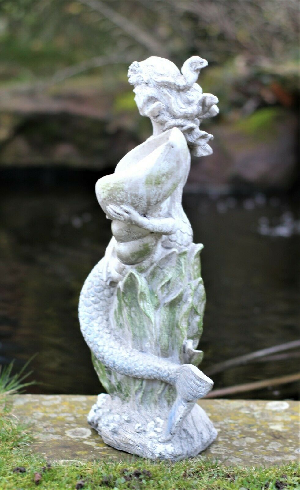 Solar Powered Fairy Mermaid Stone Effect Statue - Image 12