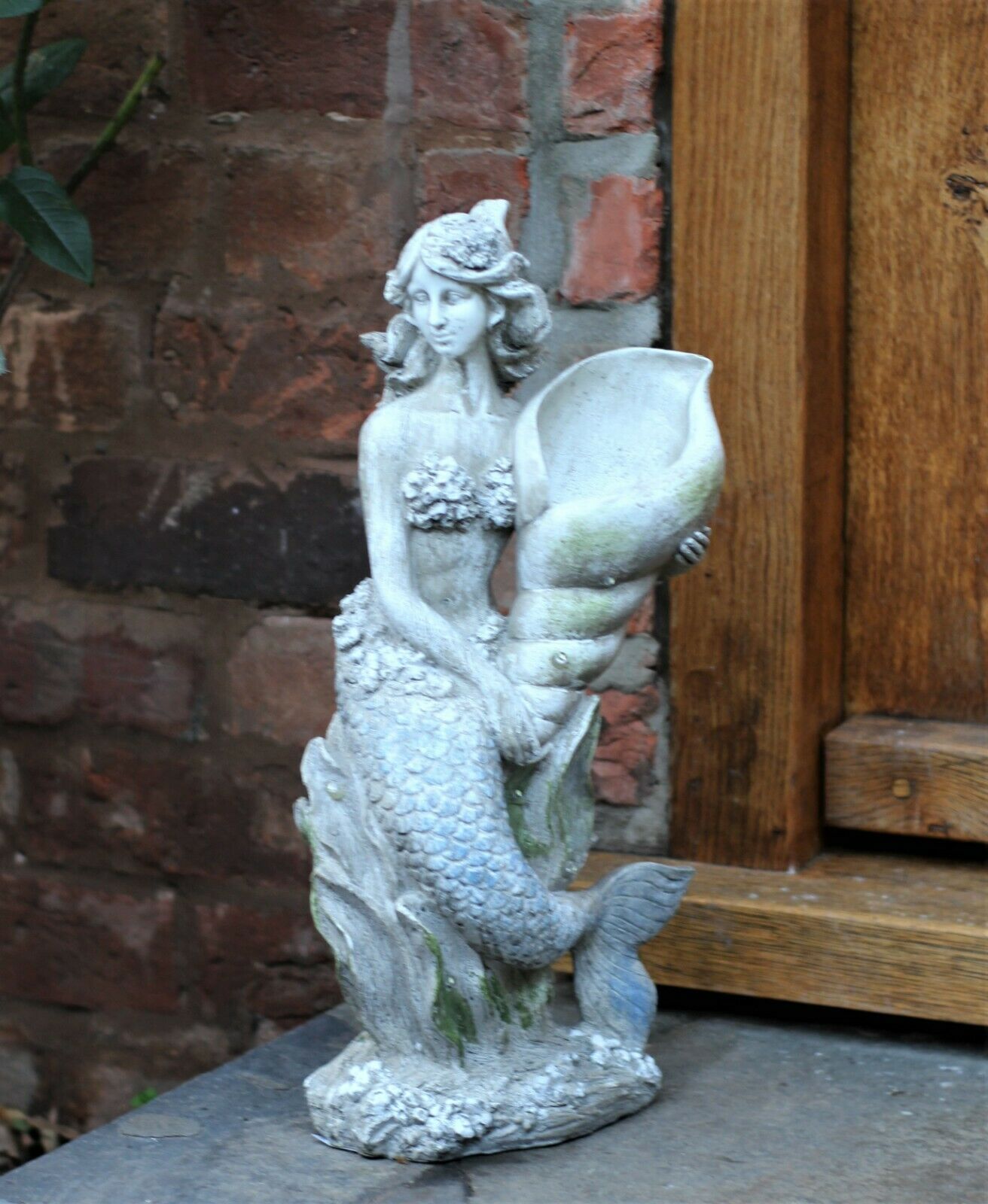 Solar Powered Fairy Mermaid Stone Effect Statue - Image 4