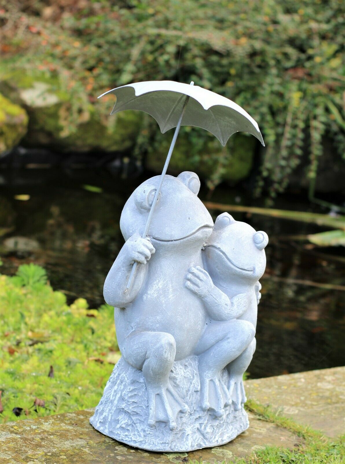 Pair of Grey Garden Frogs - Image 6