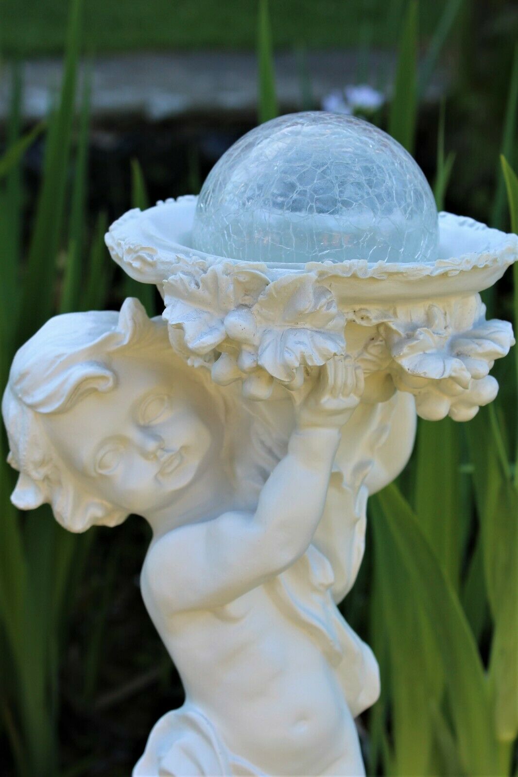 Solar Powered Ornament Cherub Garden Statue - Image 4