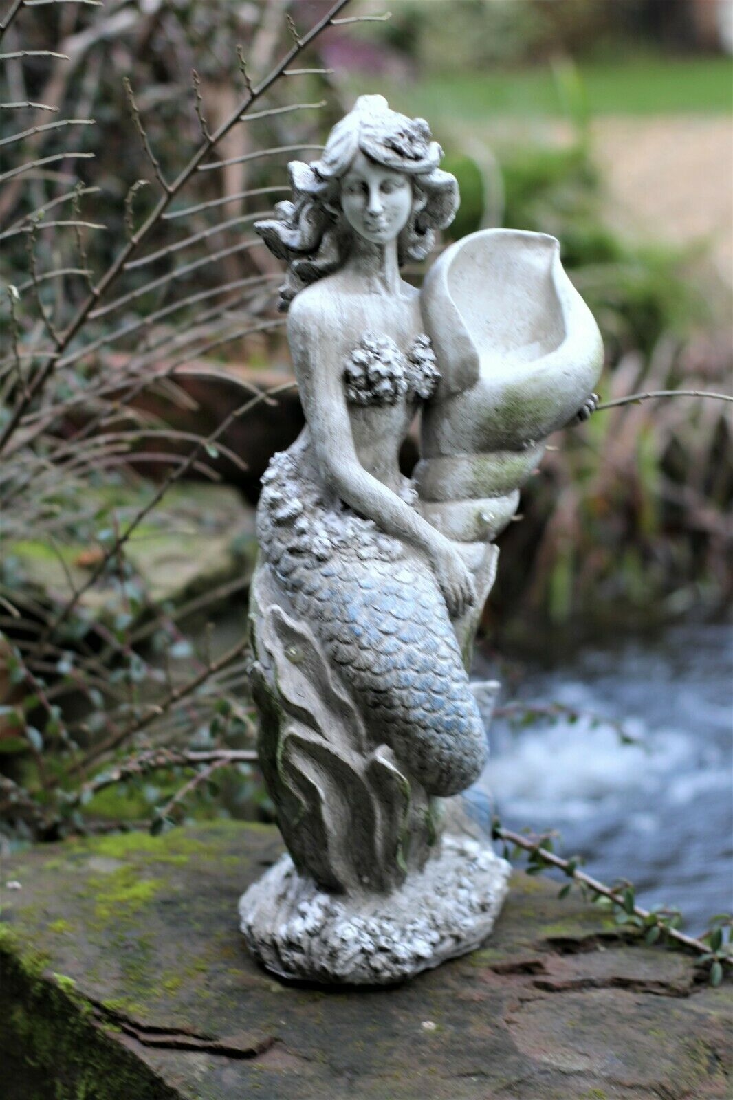 Solar Powered Fairy Mermaid Stone Effect Statue - Image 9