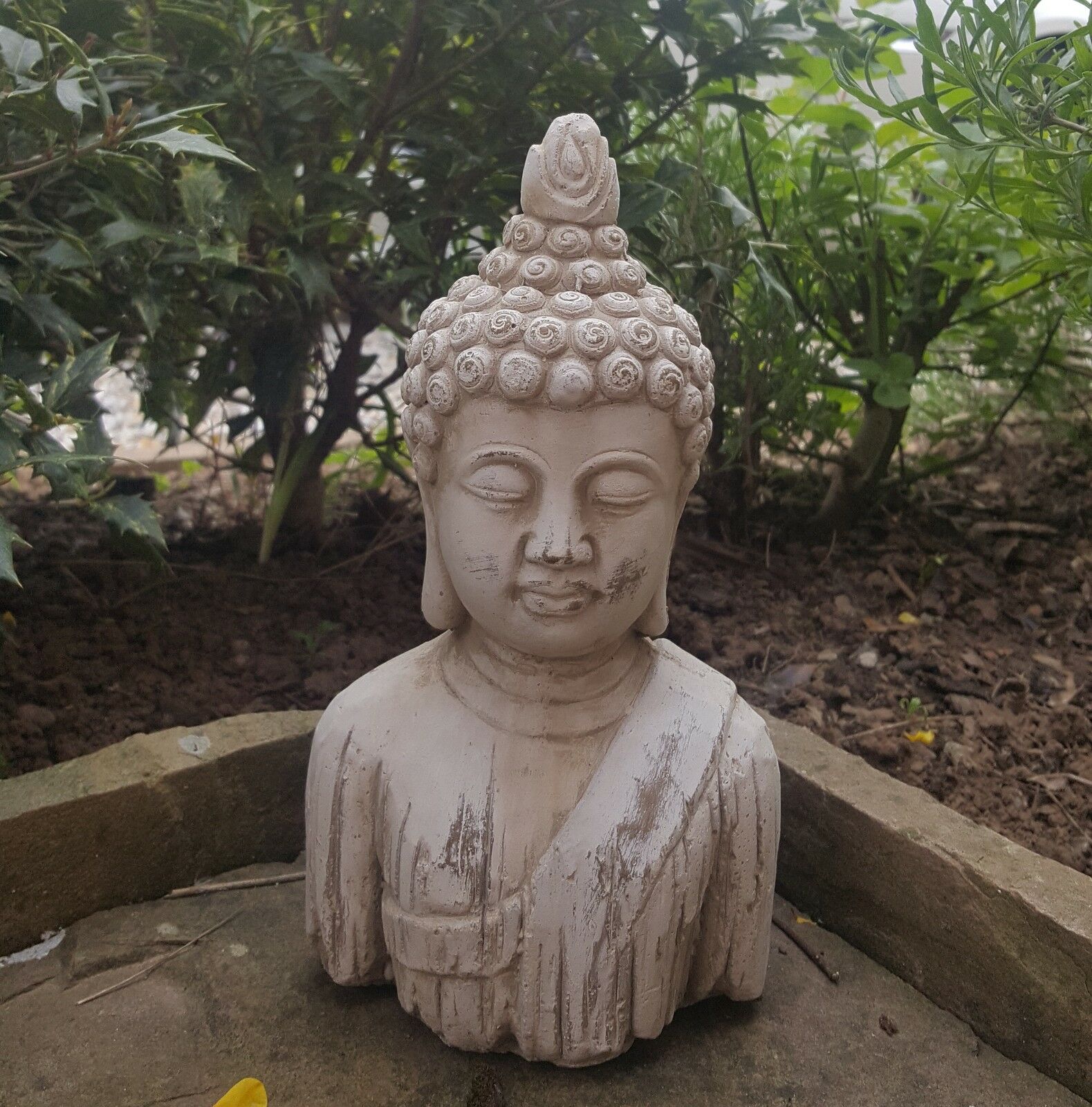 Buddha bust Ornament - Stone Drift Wood Effect - Image 6