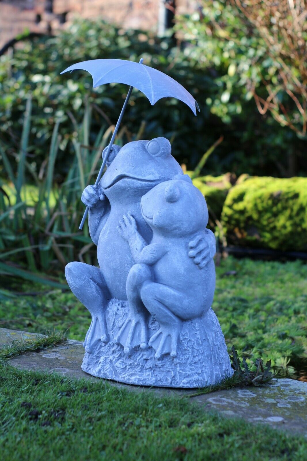 Pair of Grey Garden Frogs - Image 2