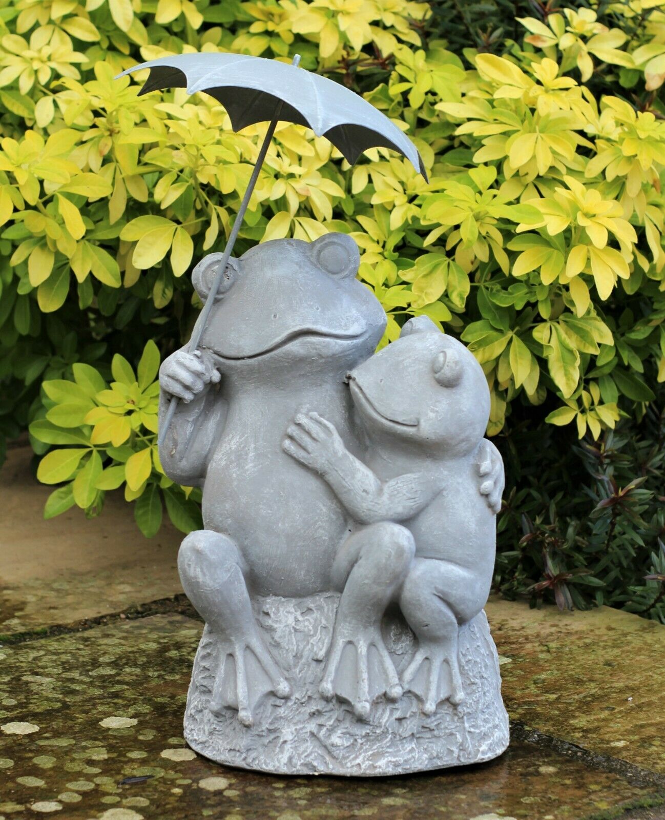 Pair of Grey Garden Frogs - Image 4