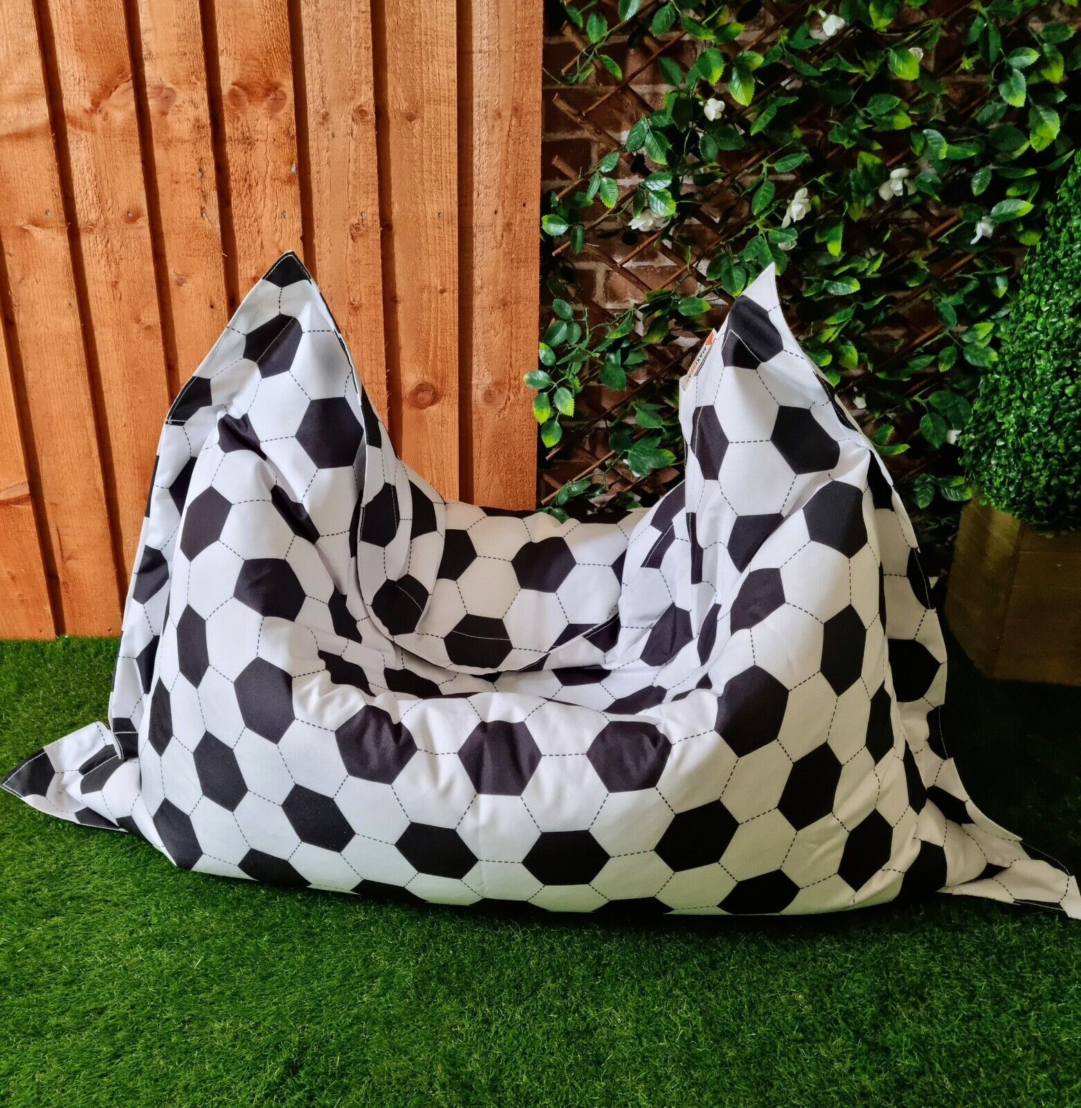 GOAL! Kids Football World Cup Beanbag - Image 3
